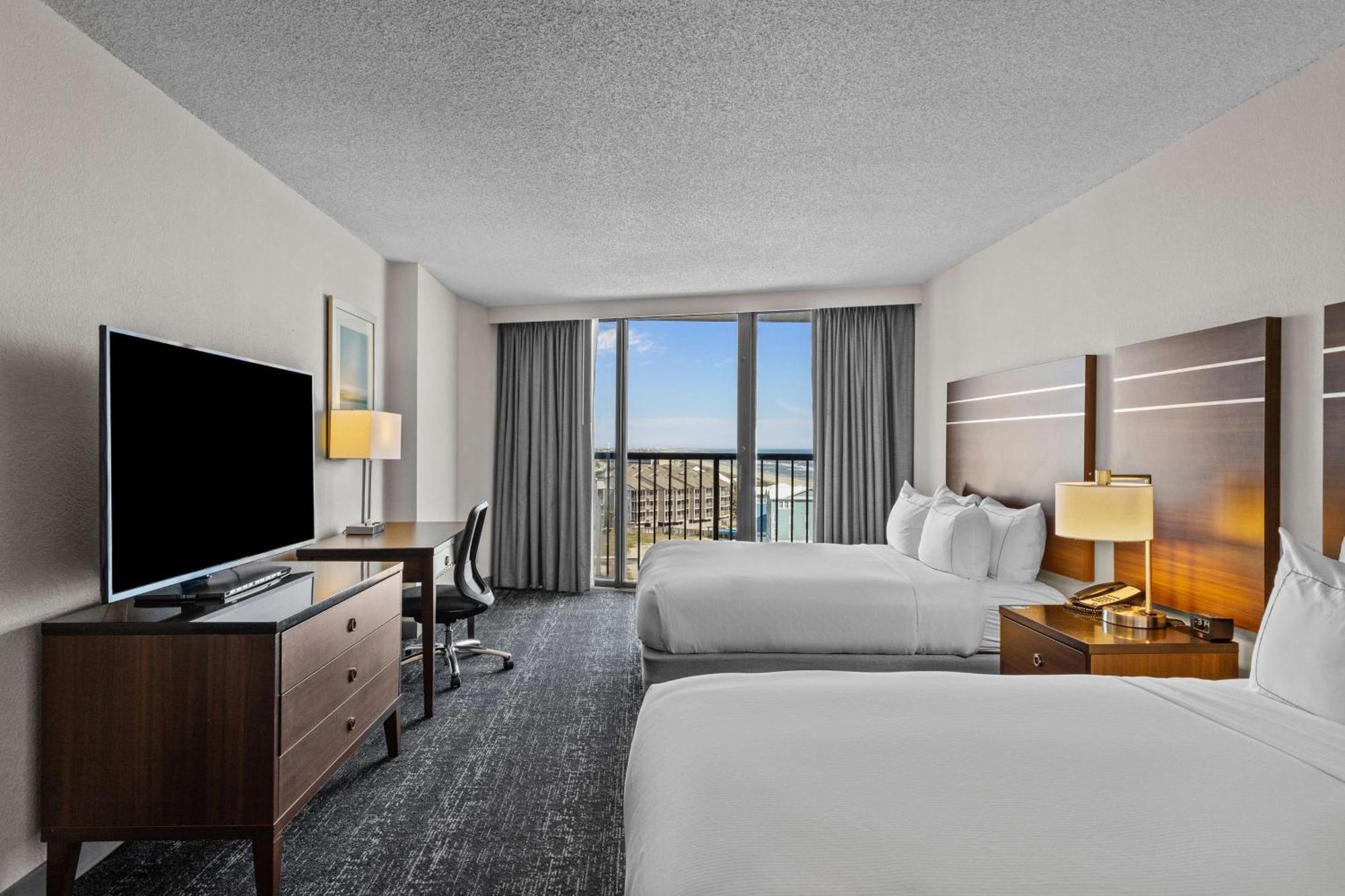 Doubletree By Hilton Atlantic Beach Oceanfront Exteriör bild