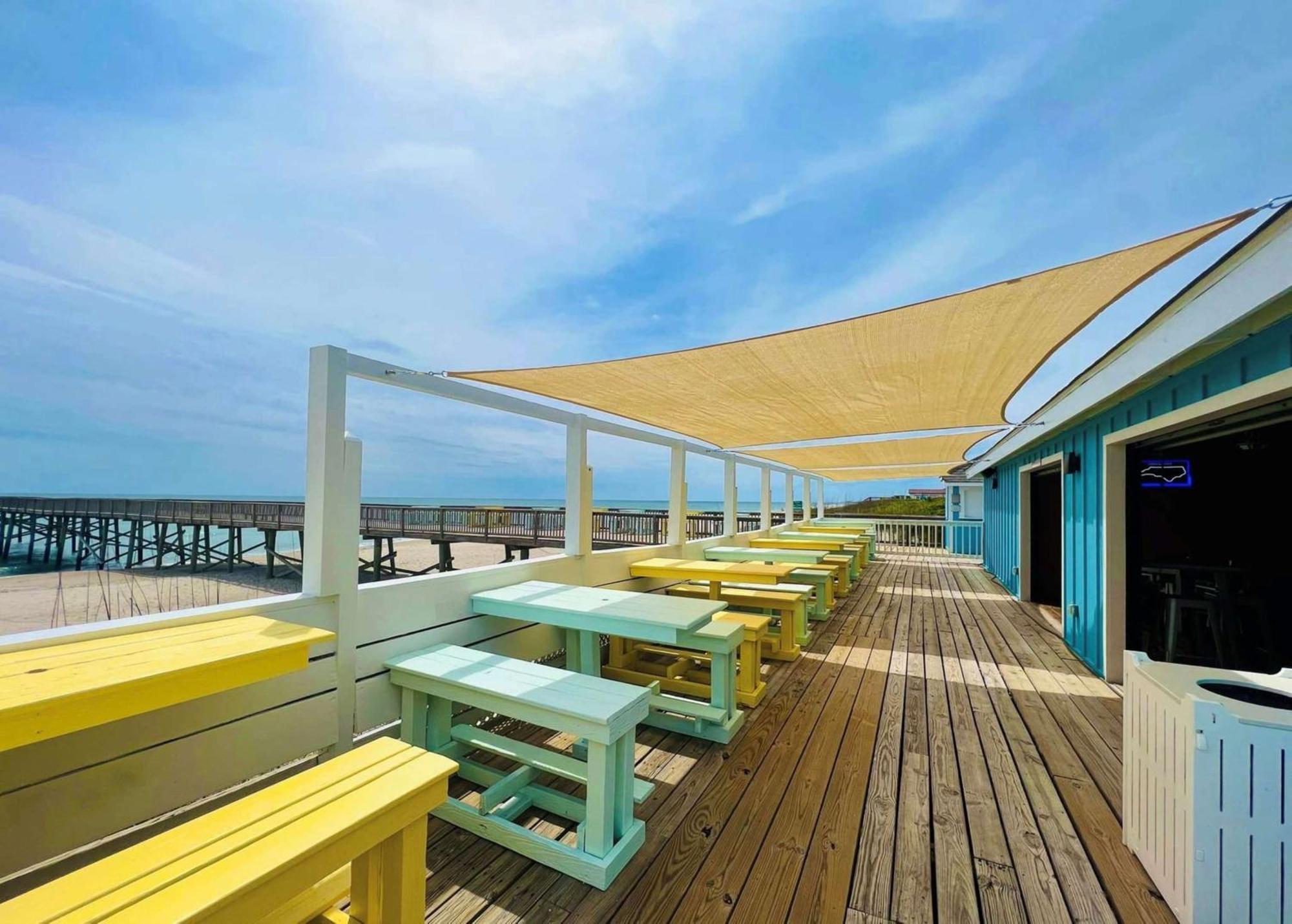 Doubletree By Hilton Atlantic Beach Oceanfront Exteriör bild