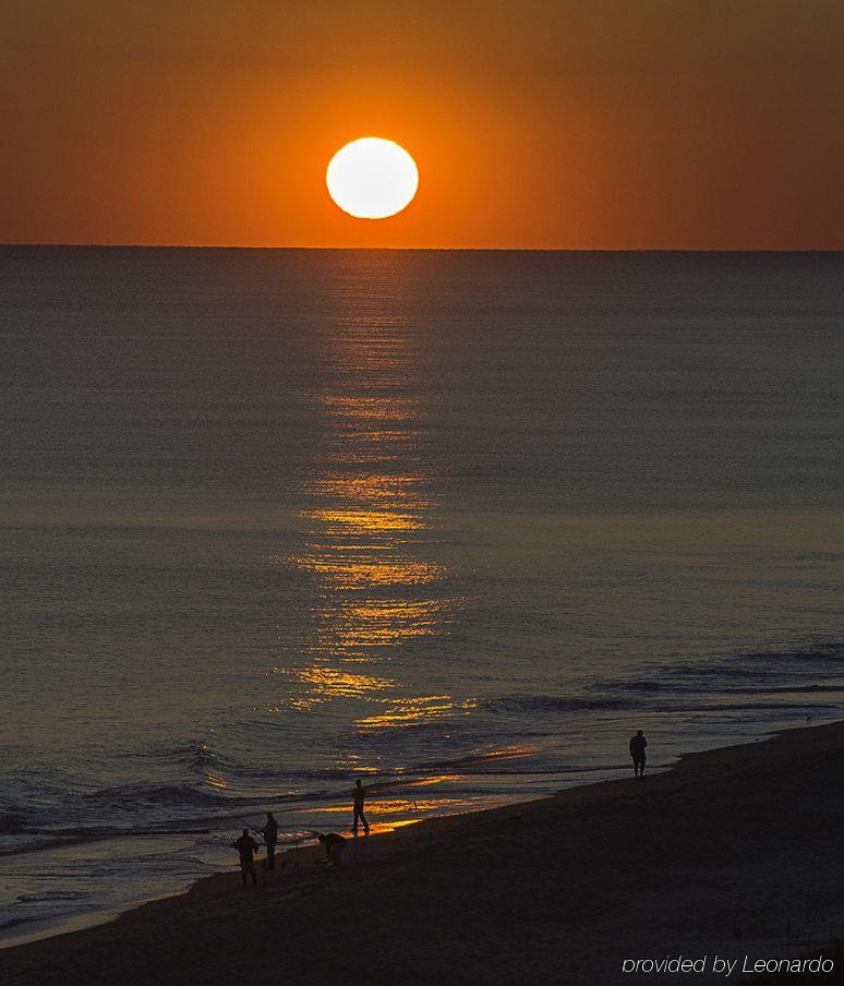 Doubletree By Hilton Atlantic Beach Oceanfront Exteriör bild